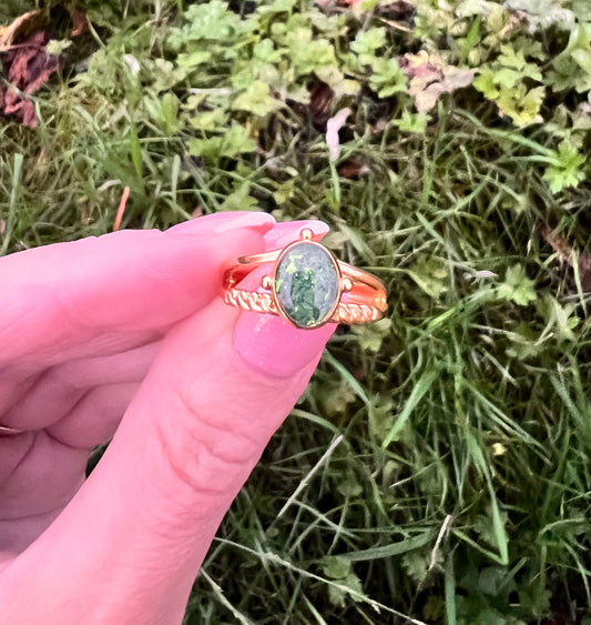 Clover Ring